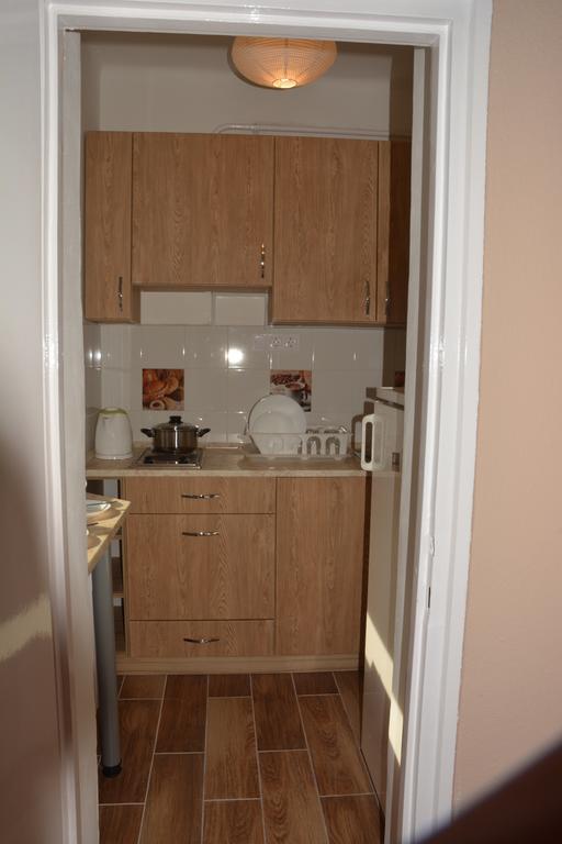 Poetyi Flat Apartamento Budapeste Exterior foto