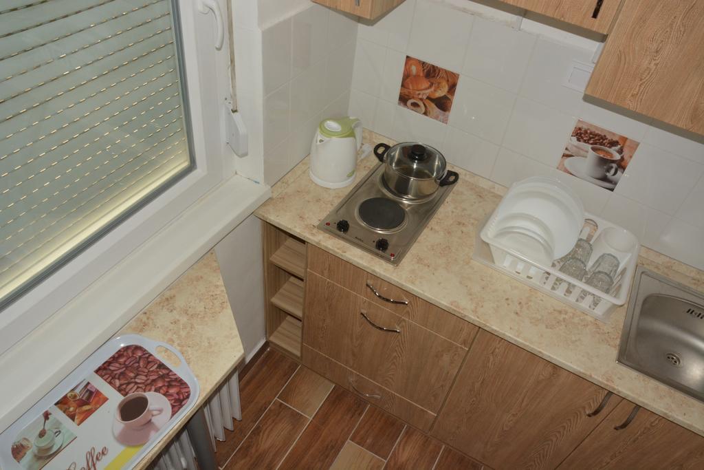 Poetyi Flat Apartamento Budapeste Exterior foto